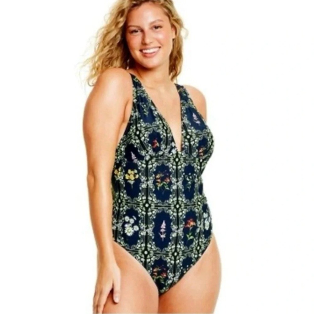 Agua Bendita‎ x Target Dainty Floral Tile One Piece Swimsuit Cheeky Fit Size XXL